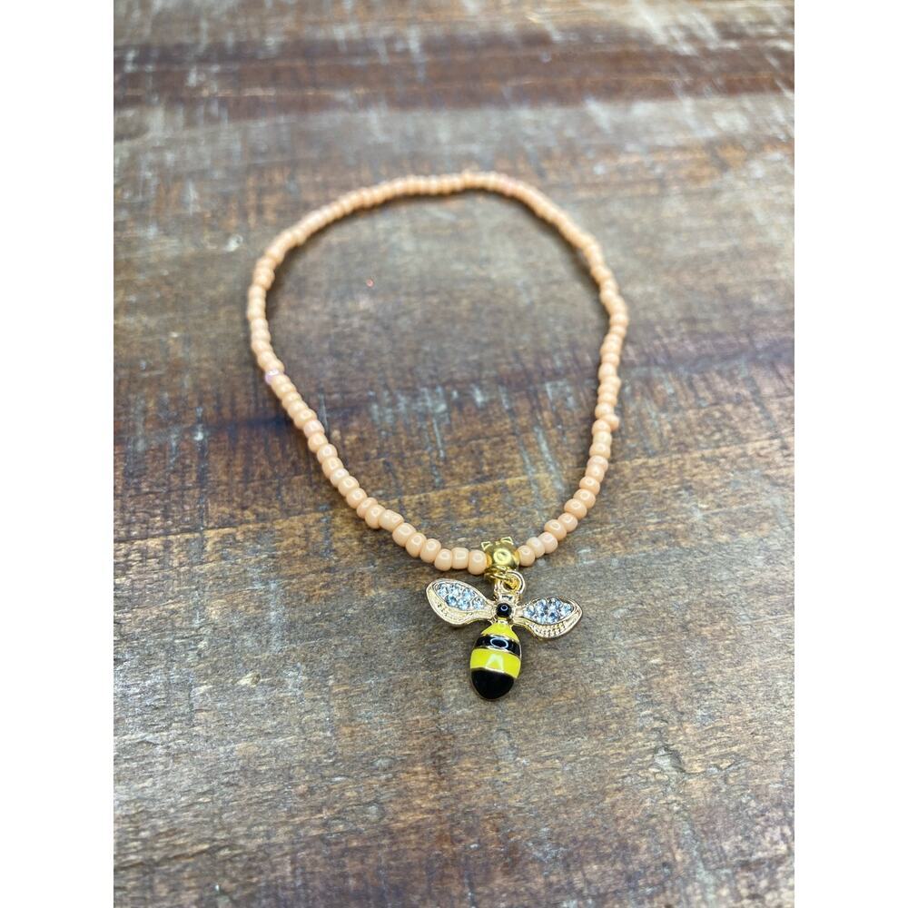 Bumble Bee Charm Beaded Elastic Bracelet